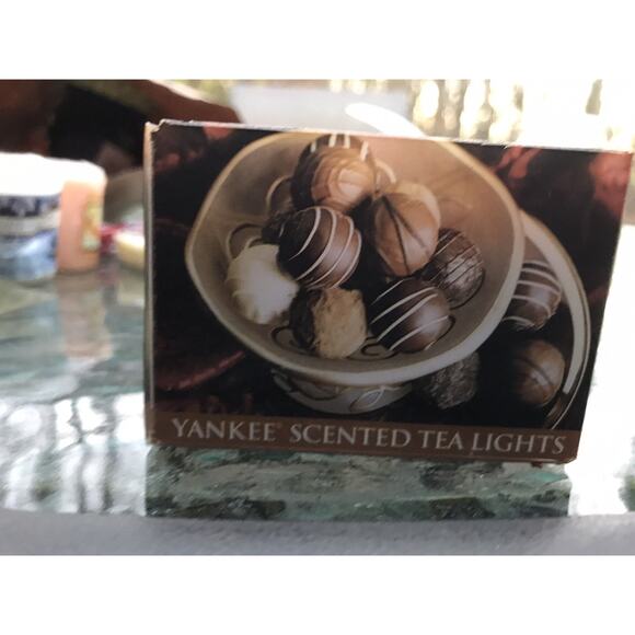 RARE Yankee Candle "chocolate truffle" Tea Lights Box of 12 Retired/HTF - Picture 2 of 4